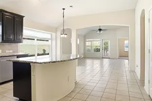 11917 Hassop Ln, Burleson, TX 76028 - Photo 5