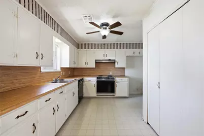 1701 Berkshire Street, Waco, TX 76705 - Photo 7