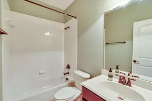 3912 Amberwood Dr, Addison, TX 75001 - Photo 7