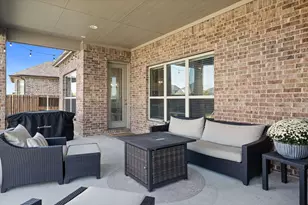 1616 Canals Dr, Little Elm, TX 75068 - Photo 33