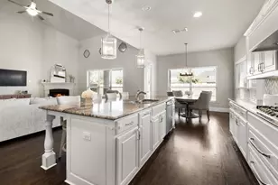 1616 Canals Dr, Little Elm, TX 75068 - Photo 15