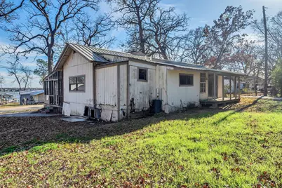 219 Fernwood Drive, Mabank, TX 75156 - Photo 7