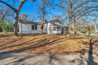 219 Fernwood Drive, Mabank, TX 75156 - Photo 5