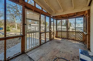 219 Fernwood Dr, Mabank, TX 75156 - Photo 7