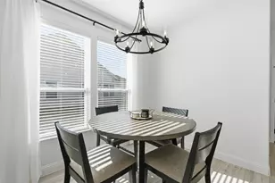 649 Charlotte Ln, Burleson, TX 76028 - Photo 21