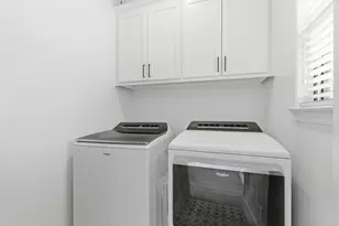 649 Charlotte Ln, Burleson, TX 76028 - Photo 31