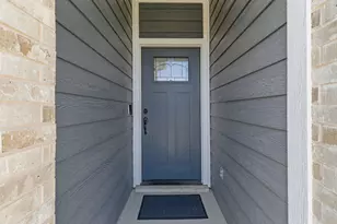 649 Charlotte Ln, Burleson, TX 76028 - Photo 5