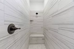 649 Charlotte Ln, Burleson, TX 76028 - Photo 25