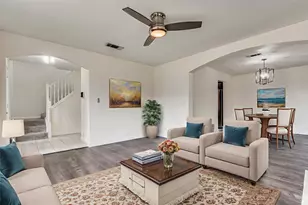 144 Hunter Dr, Cedar Hill, TX 75104 - Photo 3