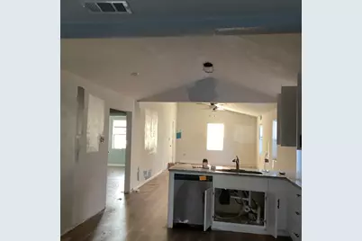 108 N Ash Street, Springtown, TX 76082 - Photo 9