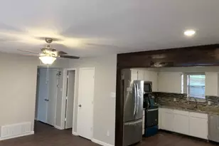 1122 N Center St, Arlington, TX 76011 - Photo 11