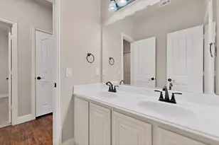 832 Monticello Dr, Burleson, TX 76028 - Photo 23