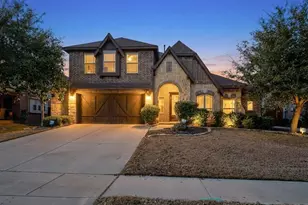 832 Monticello Dr, Burleson, TX 76028 - Photo 3
