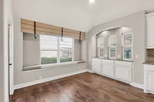 832 Monticello Dr, Burleson, TX 76028 - Photo 13