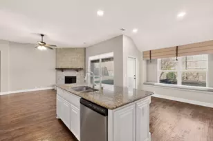 832 Monticello Dr, Burleson, TX 76028 - Photo 13