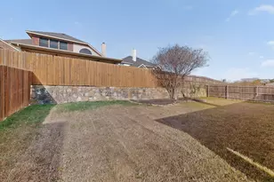 832 Monticello Dr, Burleson, TX 76028 - Photo 33