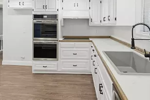 2409 Castle St, Irving, TX 75038 - Photo 9