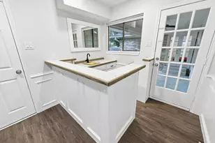 2409 Castle St, Irving, TX 75038 - Photo 25