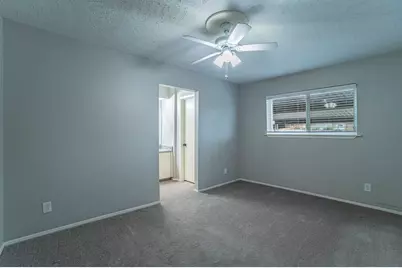 5 E Townhouse Lane, Grand Prairie, TX 75052 - Photo 9