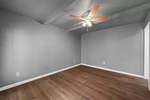 10430 Las Brisas Dr, Dallas, TX 75243 - Photo 11