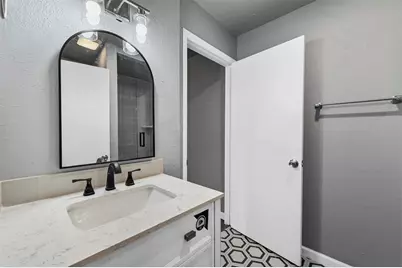 10430 Las Brisas Drive, Dallas, TX 75243 - Photo 9