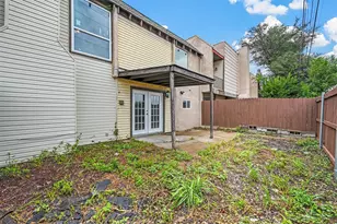 10430 Las Brisas Dr, Dallas, TX 75243 - Photo 21