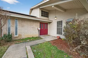 2801 Vancouver St, Irving, TX 75062 - Photo 3