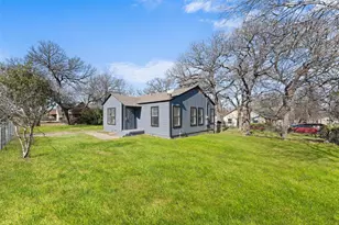 3841 Avenue M, Fort Worth, TX 76105 - Photo 11