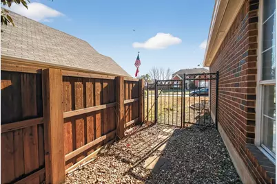 1333 Autumn Trail, Lewisville, TX 75067 - Photo 35