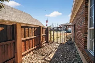 1333 Autumn Trail, Lewisville, TX 75067 - Photo 35