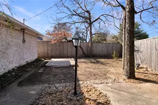 8489 Banquo Dr, Dallas, TX 75228 - Photo 19