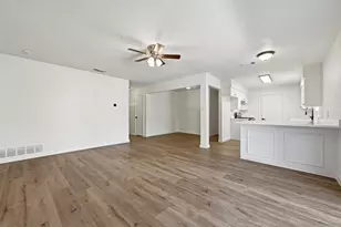 1915 Nevada St, Denton, TX 76209 - Photo 13