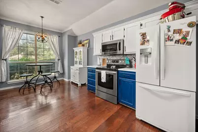 1314 Hyde Park Boulevard, Cleburne, TX 76033 - Photo 7