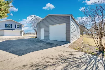 214 Twin Lakes Drive, Waxahachie, TX 75165 - Photo 27