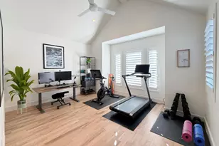 6537 Trammel Dr, Dallas, TX 75214 - Photo 23