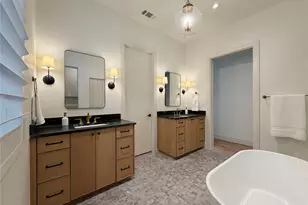 6537 Trammel Dr, Dallas, TX 75214 - Photo 19