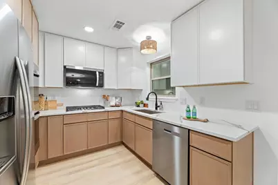 9056 Berkshire Drive, Frisco, TX 75033 - Photo 9