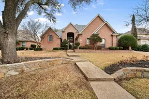 916 Riviera Dr, Mansfield, TX 76063 - Photo 3