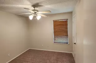 226 S Prairie St, Pilot Point, TX 76258 - Photo 7