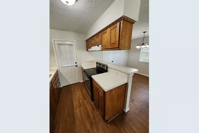 226 S Prairie Street, Pilot Point, TX 76258 - Photo 5