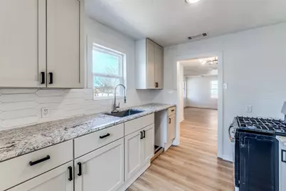 3455 Kellogg Avenue, Dallas, TX 75216 - Photo 1