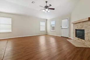 2060 Falls Creek Dr, Little Elm, TX 75068 - Photo 7