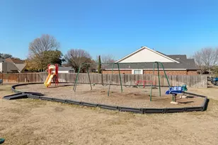 2617 Hollow Ridge Dr, Denton, TX 76210 - Photo 35