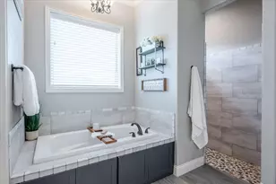 104 Lagrange Ct, Weatherford, TX 76088 - Photo 13