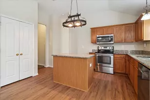 2060 Falls Creek Dr, Little Elm, TX 75068 - Photo 11