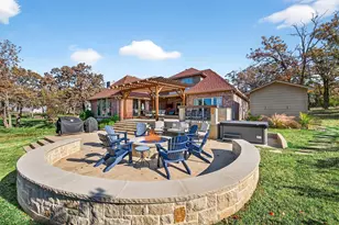 100 Mohawk Cove, Lake Kiowa, TX 76240 - Photo 5