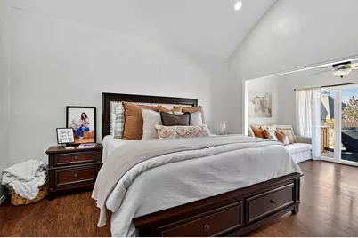 100 Mohawk Cove, Lake Kiowa, TX 76240 - Photo 19