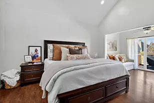 100 Mohawk Cove, Lake Kiowa, TX 76240 - Photo 19