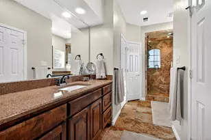 100 Mohawk Cove, Lake Kiowa, TX 76240 - Photo 21