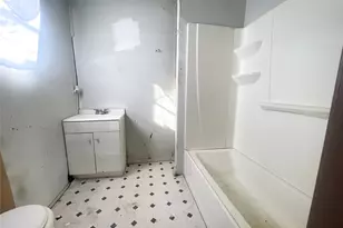 863 4th St SW, Paris, TX 75460 - Photo 7